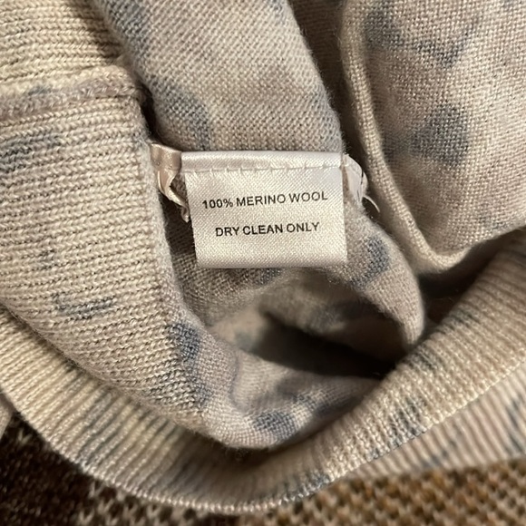 🌹LOFT BUTTON UP SWEATER - Picture 5 of 6